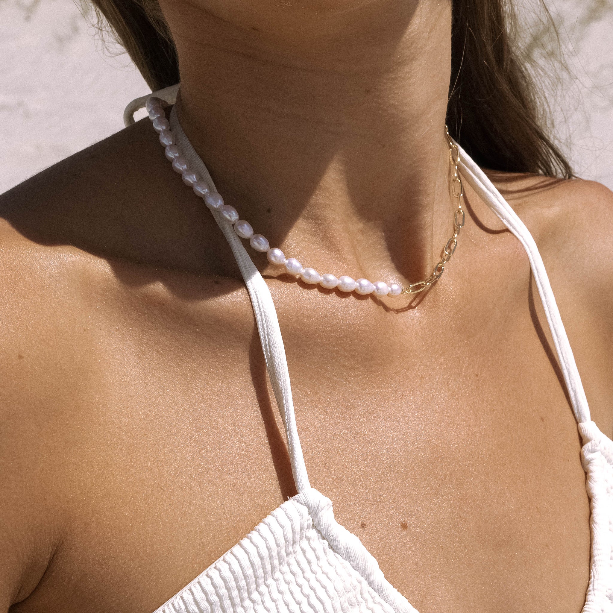 half gold half pearl choker necklace