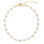 modern pearl necklace